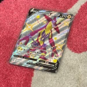 Toxtricity V #SV112 – Pokémon TCG Shining Fates – As Pictured